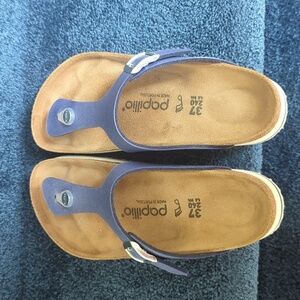 BIRKENSTOCK Papillio Gizeh platform, EU 37, US W 6-6.5, Icy Metallic Azure Blue